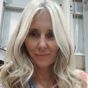 Meet your Posher, Nadia